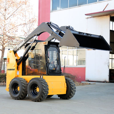 Epa4 Euro5 Kompak Skid Steer Loader Dengan Hydraulic Breaker Hydrostatic Drive