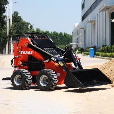 18.2KW Mini Skid Steer Loader Compact Front End Loader Serbaguna