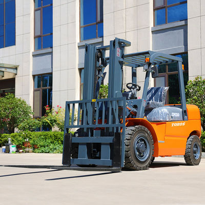 Angkat Berat 2-3 Ton Diesel Forklift 3-4 Meter Total Panjang