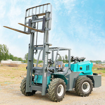 Diesel dioperasikan 3.5-5.0ton Four Wheel Drive Forklift Terusan yang keras