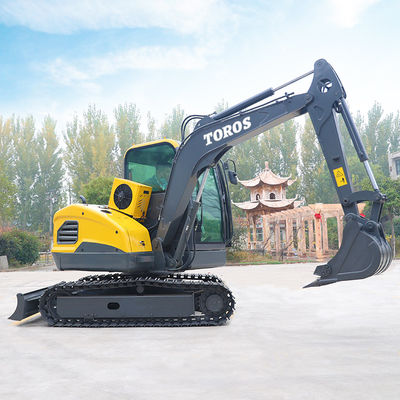 4000kg Mesin Mini Excavator 300mm Lebar Jalur Max Penggalian Radius 4730mm