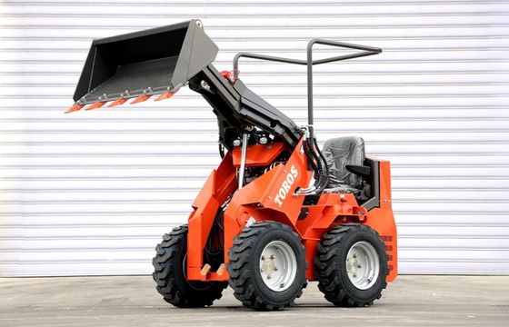 Sitting-on mini skid steer loader CE EURO 5 bersertifikat