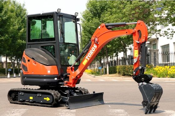 Crawler Toros Mini Excavator 2,6 Ton Peralatan Penggalian Kecil Untuk Perbaikan Jalan